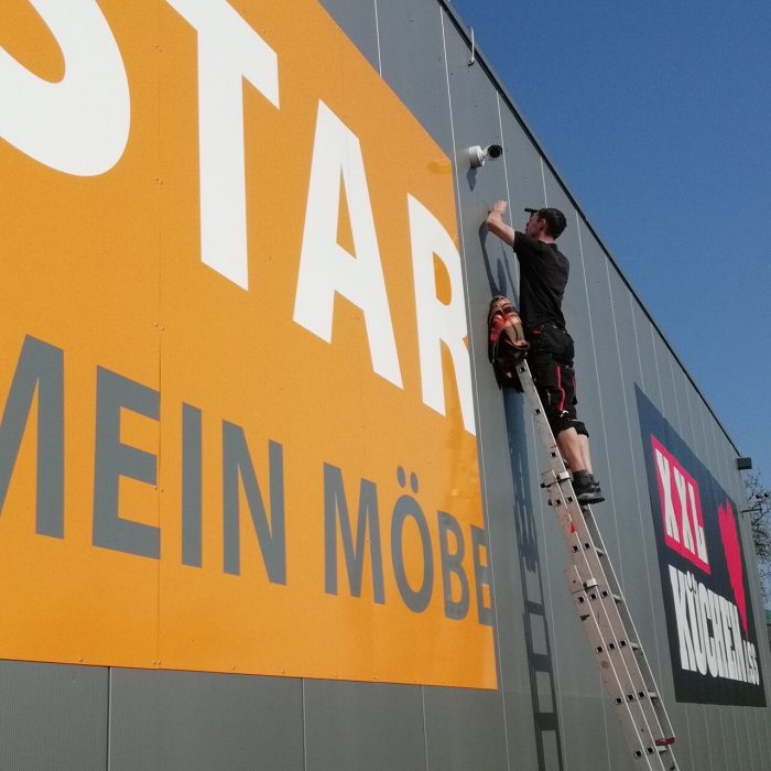 Fassadenbeschriftung Möbel Starke Schönbach